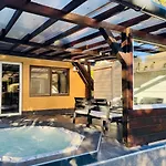 Vadgalamb & Jacuzzi * Miszkolc