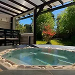 Vadgalamb & Jacuzzi Apartament