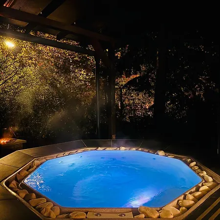 Vadgalamb & Jacuzzi