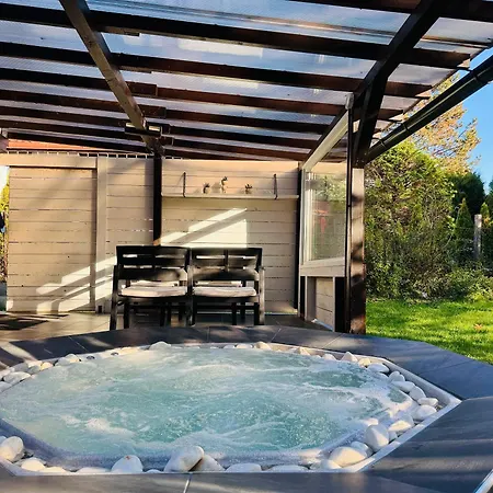 דירה Vadgalamb & Jacuzzi *