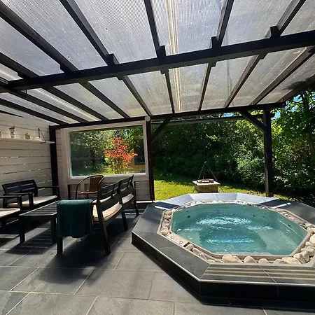 דירה Vadgalamb & Jacuzzi מישקולץ