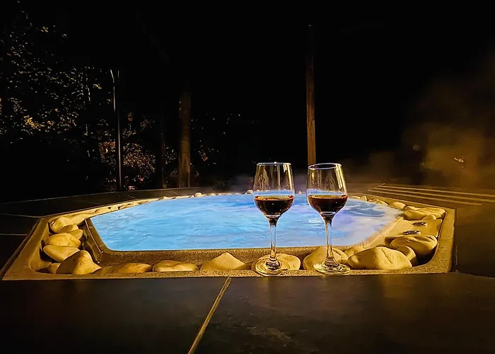 Vadgalamb & Jacuzzi アパート *